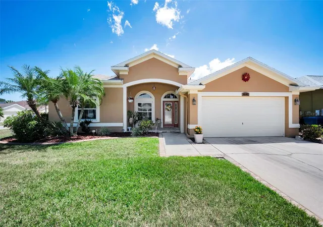 2nd image of 8202 Wild Oaks Cir, Largo, FL 33773 | MLS# TB8504580