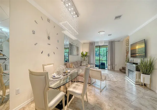 5th image of 20310 Lagente Cir, Venice, FL 34293 | MLS# A4692346