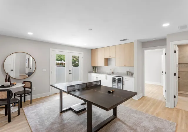 Homes for sale in Tampa, FL | 5210 Bayshore Blvd #2, Tampa, FL 33611 | MLS# TB8504591