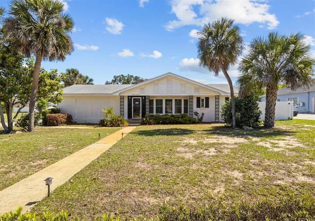 3rd image of 1117 N Lakeshore Blvd, Lake Wales, FL 33853 | MLS# C7525698