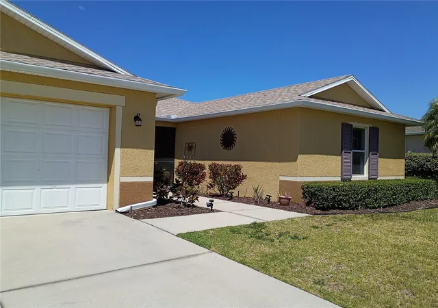 Photo 3 of Single family home for sale at 5220 Butterfly Shell Dr, Apollo Beach, FL 33572 | MLS# TB8504620 | Listing updated on 2026-08-05
