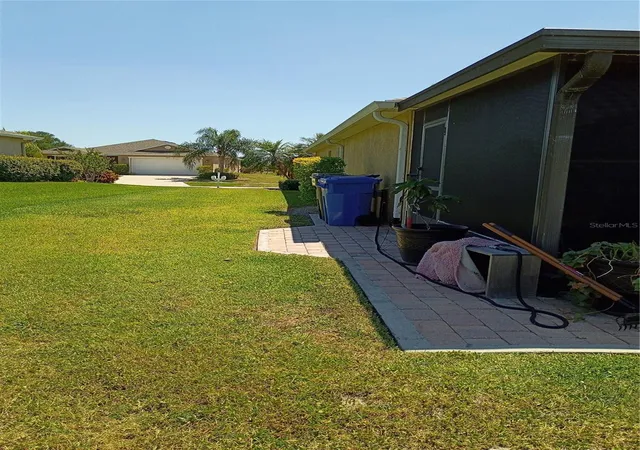 Photo 4 of Single family home for sale at 5220 Butterfly Shell Dr, Apollo Beach, FL 33572 | MLS# TB8504620 | Listing updated on 2026-08-05