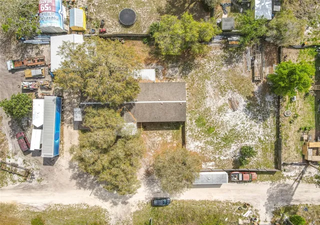 Homes for sale in Paisley, FL | 45750 Pine St, Paisley, FL 32767 | MLS# O6404467