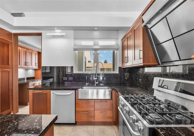 Photo 3 of Sale Pending at 354 Camino Del Cupey, Dorado, PR 00646 | MLS# PR9121053 | Listing updated on 2026-08-23