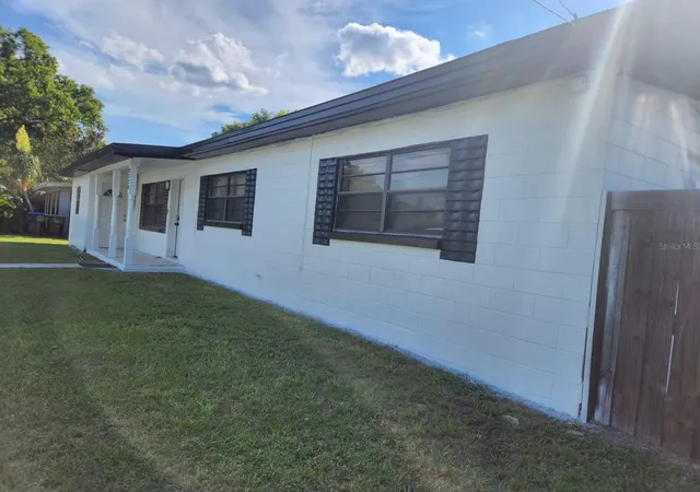 Photo 2 of Single family home for sale at 8320 Dot Ln, Orlando, FL 32809 | MLS# O6404475 | Listing updated on 2026-05-04