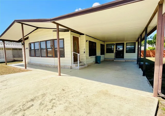 Manufactured home for sale at 35935 Tanda Cir, ZEPHYRHILLS, FL 33541 | MLS# L4961580 | Listing updated on 2026-10-06