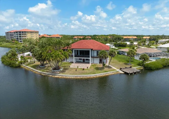 1st image of 135 Tina Island Dr, Osprey, FL 34229 | MLS# A4692366
