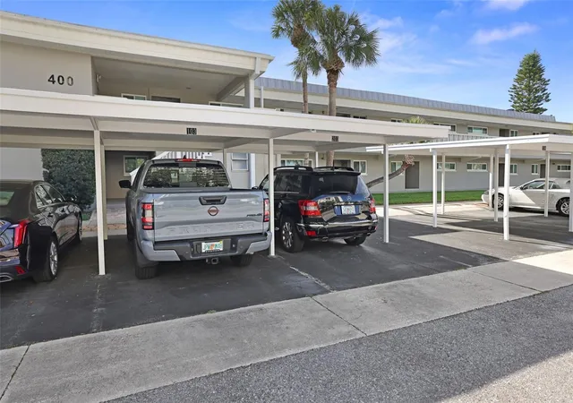 2nd image of 400 Larboard Wy, CLEARWATER BEACH, FL 33767