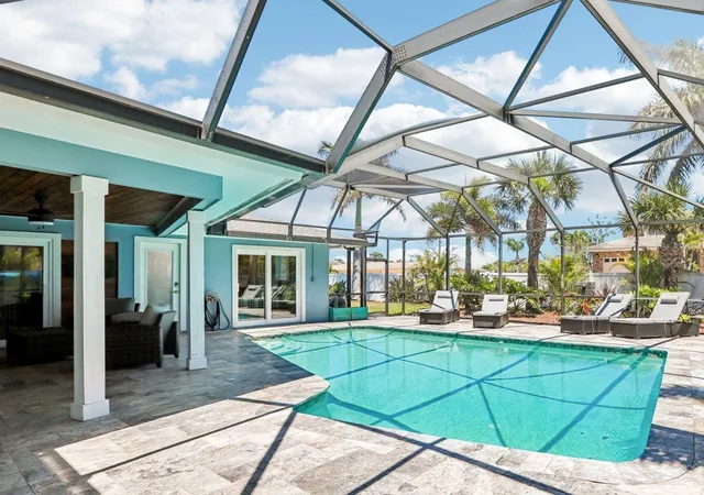 2nd image of 3203 Hibiscus Dr W, Belleair Beach, FL 33786 | MLS# TB8504699
