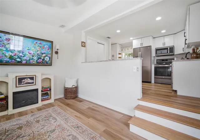 Photo 4 of Single family home for sale at 4120 Burlington Ave N, Saint Petersburg, FL 33713 | MLS# TB8504703 | Listing updated on 2026-08-31