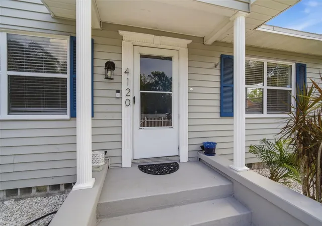 Photo 3 of Single family home for sale at 4120 Burlington Ave N, Saint Petersburg, FL 33713 | MLS# TB8504703 | Listing updated on 2026-08-31
