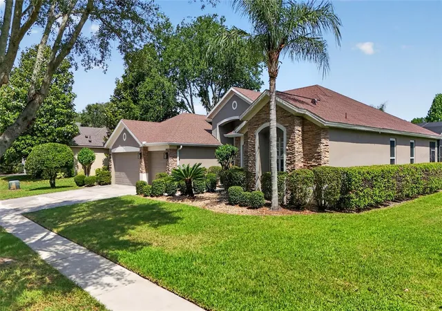 Homes for sale in Gotha, FL | 10354 Oakview Pointe Ter, Gotha, FL 34734 | MLS# O6404503