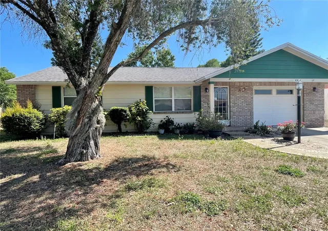 Photo 1 of Single family home for sale at 6944 Larchmont Ave, New Port Richey, FL 34653 | MLS# A4692383 | Listing updated on 2026-05-05