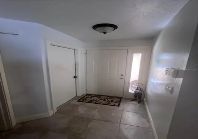 3rd image of 3047 Overlook Pl, Clearwater, FL 33760 | MLS# A4692386