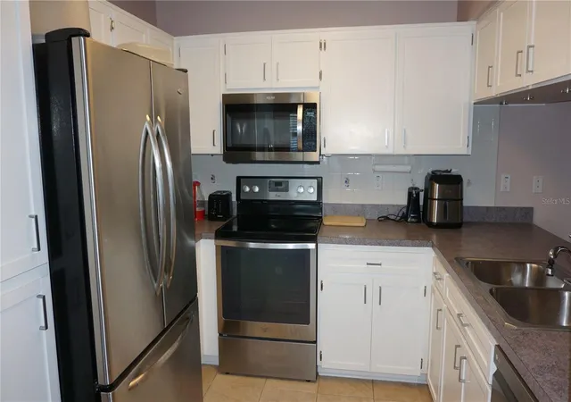 4th image of 7713 Hillside Ct #203, Hudson, FL 34667 | MLS# W7885437