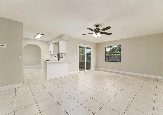 Homes for sale in Lakeland, FL | 4052 Lehman Ct, Lakeland, FL 33813 | MLS# L4961589