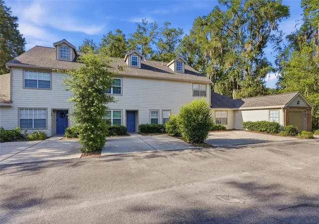 Photo 2 of Townhouse for sale at 5258 SW 97th Drive, Gainesville, FL 32608 | MLS# GC540032 | Listing updated on 2026-08-19