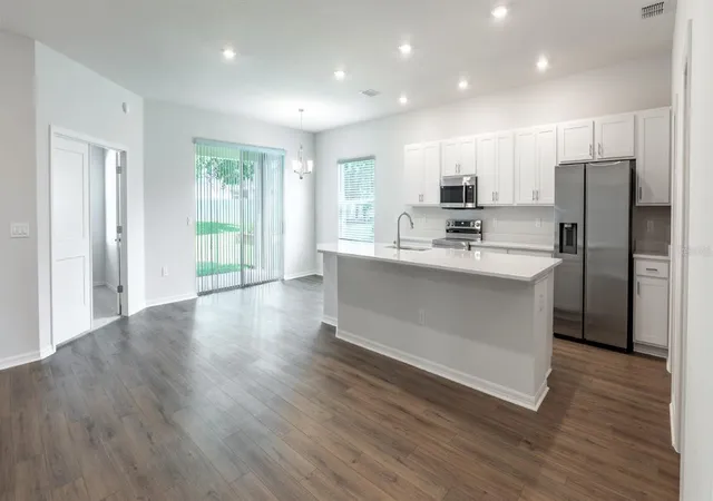 Photo 3 of Single family home for sale at 1536 Otter Woods Ln, Auburndale, FL 33823 | MLS# L4961594 | Listing updated on 2026-10-07