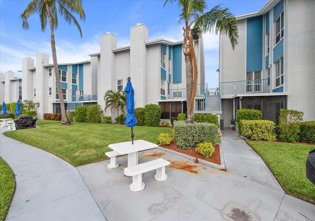 Homes for sale in Madeira Beach, FL | 179 Medallion Blvd #H, Madeira Beach, FL 33708 | MLS# TB8504778