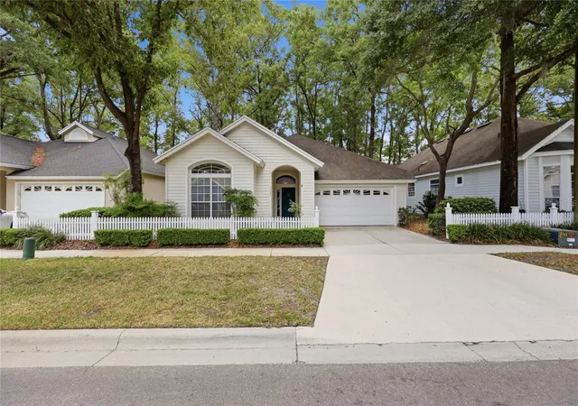 Photo 1 of Single family home for sale at 5231 Sw 103rd Drive, Gainesville, FL 32608 | MLS# GC540034 | Listing updated on 2026-08-04