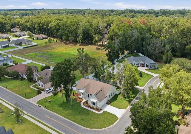 Photo 2 of Single family home for sale at 2120 SE 41st Avenue, Ocala, FL 34471 | MLS# OM724031 | Listing updated on 2026-08-04