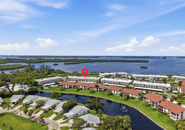 1st image of 4835 Independence Dr, Bradenton, FL 34210 | MLS# A4692423