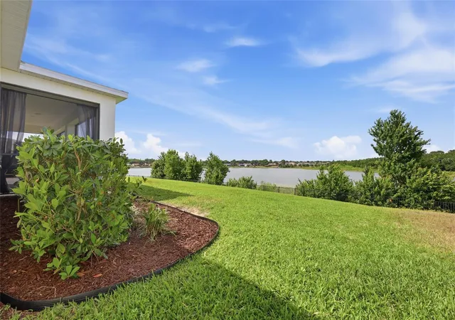 5th image of 1383 Waterview Ridge Cir, Apopka, FL 32703 | MLS# O6404583
