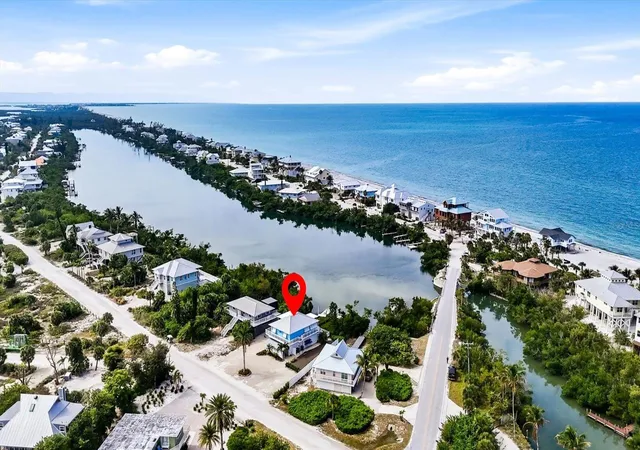2nd image of 21 Bocilla Dr, Placida, FL 33946 | MLS# D6147337