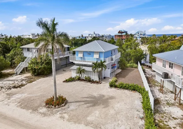 Photo 3 of Single family home for sale at 21 Bocilla Dr, Placida, FL 33946 | MLS# D6147337 | Listing updated on 2026-05-06