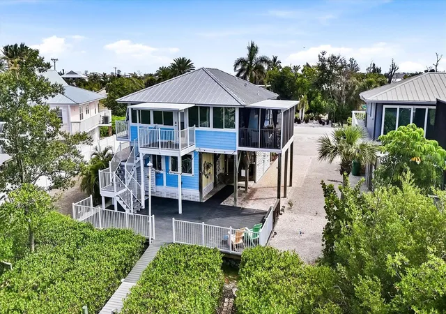 Photo 4 of Single family home for sale at 21 Bocilla Dr, Placida, FL 33946 | MLS# D6147337 | Listing updated on 2026-05-06