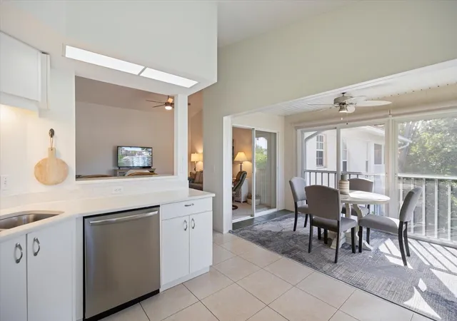 4th image of 801 Montrose Dr, Venice, FL 34293