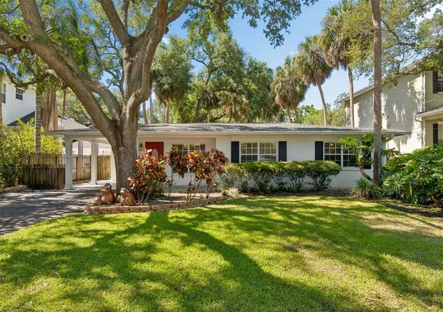 Homes for sale in Tampa, FL | 4420 W San Carlos St, Tampa, FL 33629 | MLS# TB8504830