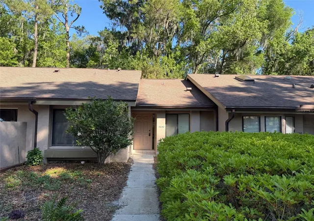 Townhouse for sale at 4052 NW 23rd Circle, GAINESVILLE, FL 32605 | MLS# GC540036