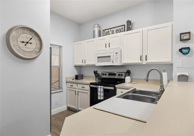 Photo 4 of Townhouse for sale at 8424 Crystal Cvs Loop, Kissimmee, FL 34747 | MLS# O6404613 | Listing updated on 2026-08-07