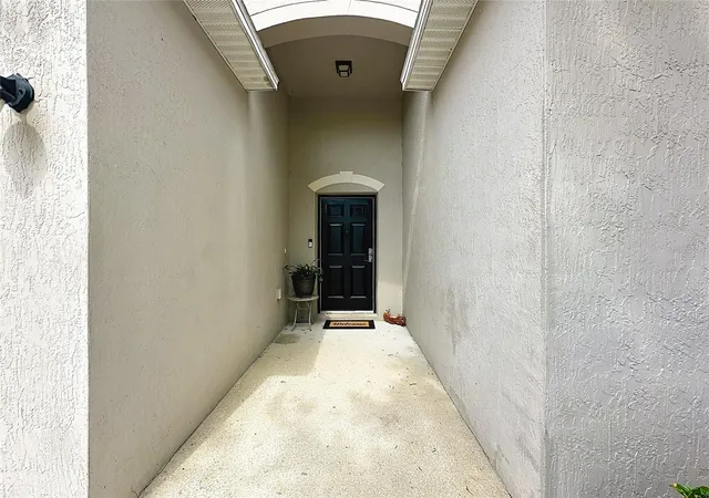 2nd image of 1012 Sw 242nd Ter, Newberry, FL 32669 | MLS# GC540037