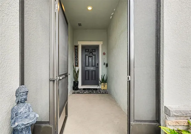 3rd image of 35739 Buttonweed Trl, Zephyrhills, FL 33541 | MLS# TB8504847