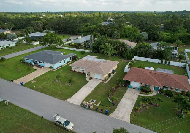 Homes for sale in Englewood, FL | 916 Gillespie St, Englewood, FL 34223 | MLS# TB8504860