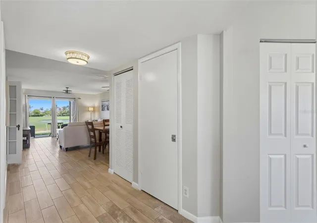 Listing Photo 4 - Condo for sale in building located at 6151 Bahia Del Mar Blvd, ST PETERSBURG, FL 33715 - Unit #123