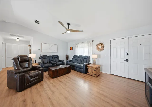 Homes for sale in Cape Coral, FL | 515 Gleason Pkwy, Cape Coral, FL 33914 | MLS# D6147342