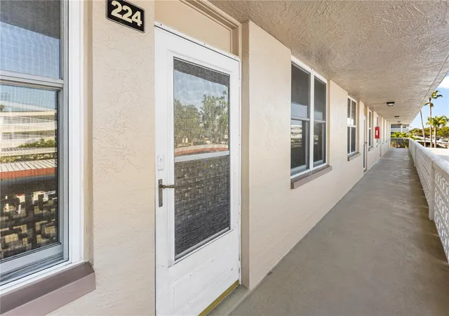 Homes for sale in St Petersburg, FL | 4915 Bay St Ne #224, St Petersburg, FL 33703 | MLS# TB8504879