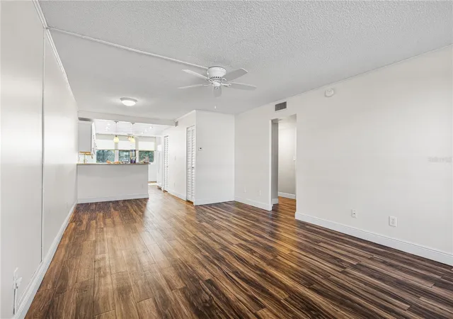 Homes for sale in St Petersburg, FL | 4915 Bay St Ne #224, St Petersburg, FL 33703 | MLS# TB8504879