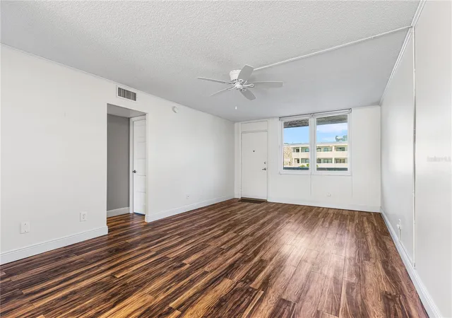 Homes for sale in St Petersburg, FL | 4915 Bay St Ne #224, St Petersburg, FL 33703 | MLS# TB8504879