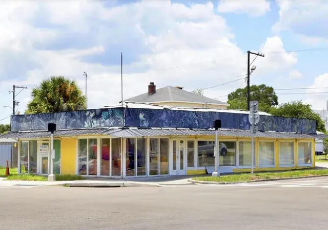 2nd image of 1601 5th Avenue N, Saint Petersburg, FL 33713 | MLS# TB8504899