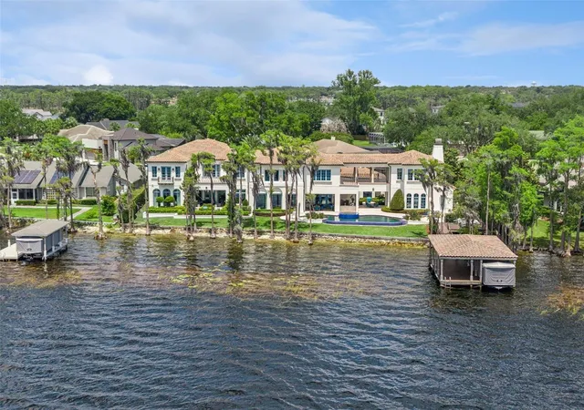 Photo 3 of Single family home for sale at 9236 Bay Point Dr, Orlando, FL 32819 | MLS# O6404671 | Listing updated on 2026-10-10