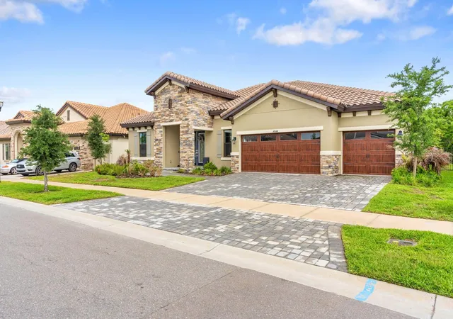 3rd image of 14544 Swiss Bridge Dr, Lithia, FL 33547 | MLS# TB8504930