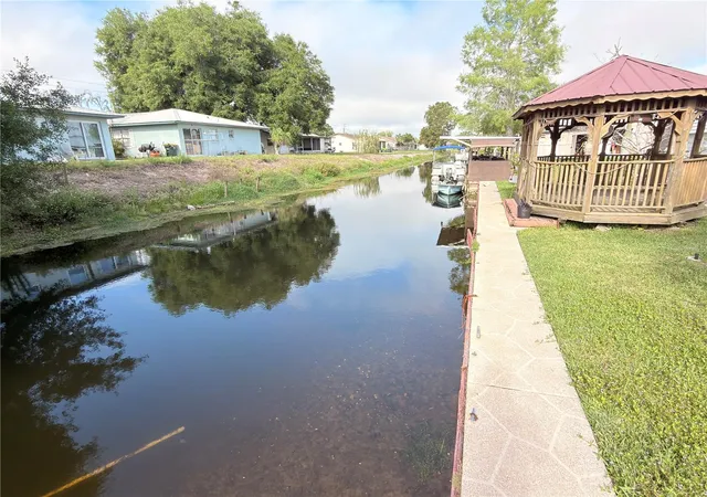 2nd image of 1241 Shamrock Dr, Sebring, FL 33875 | MLS# L4961612
