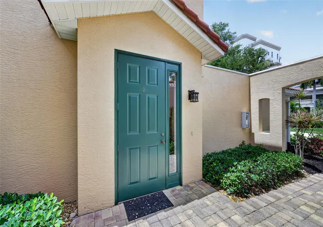 Listing Photo 5 - Condo for sale in building located at 3336 Sunset Key Cir, PUNTA GORDA, FL 33955 - Unit #D