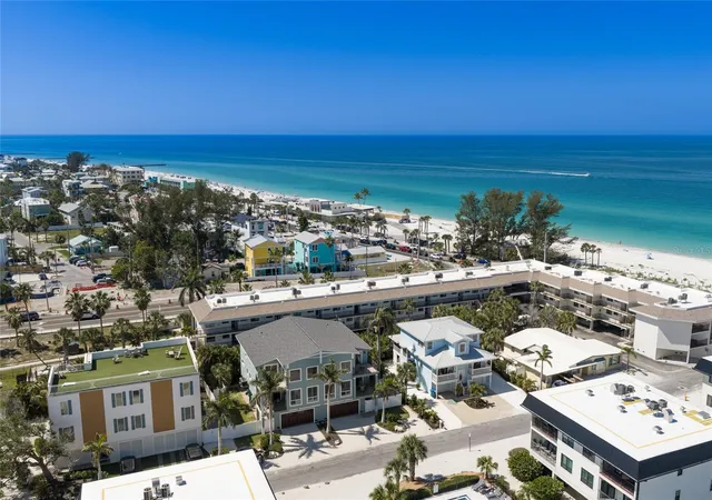 5th image of 109 6Th St N, Bradenton Beach, FL 34217