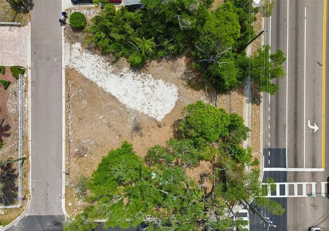 5th image of 1107 Brownell St, Clearwater, FL 33756 | MLS# TB8504965