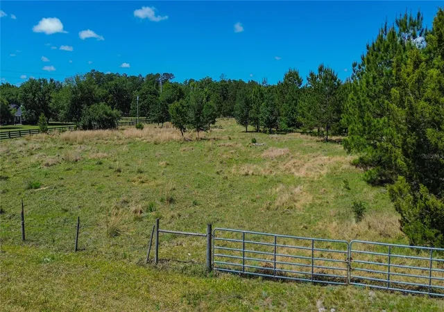 2nd image of 6489 Quarterhorse Ln, Brooksville, FL 34604 | MLS# TB8504977